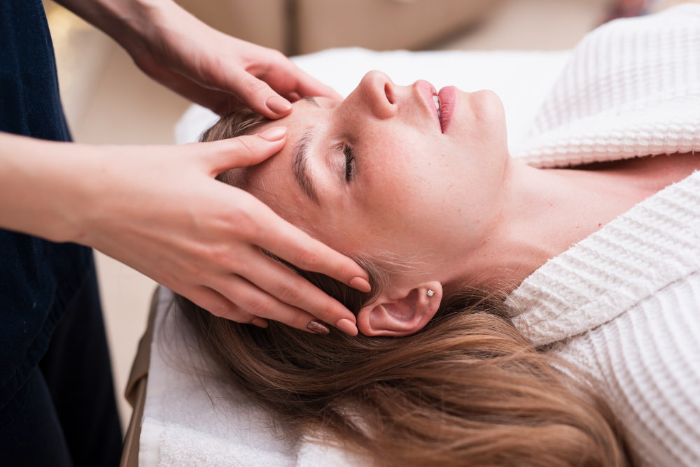 Massage for Stress, Face & Scalp